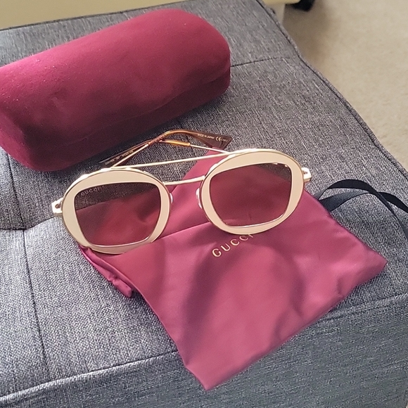 Sunglasses - Picture 3 of 7